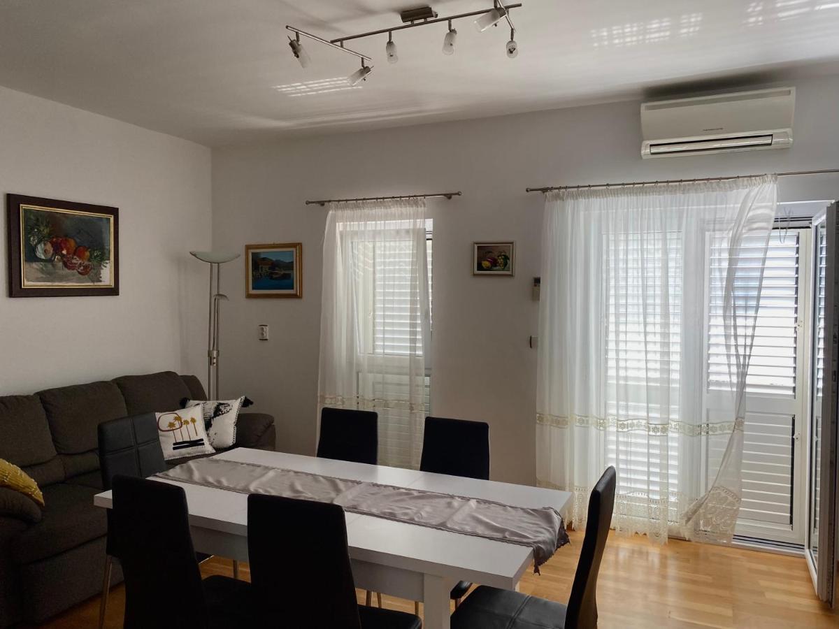 Apartman Nives Appartement Trogir Buitenkant foto