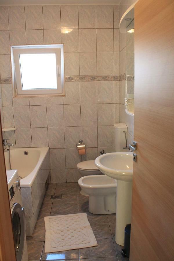 Apartman Nives Appartement Trogir Buitenkant foto